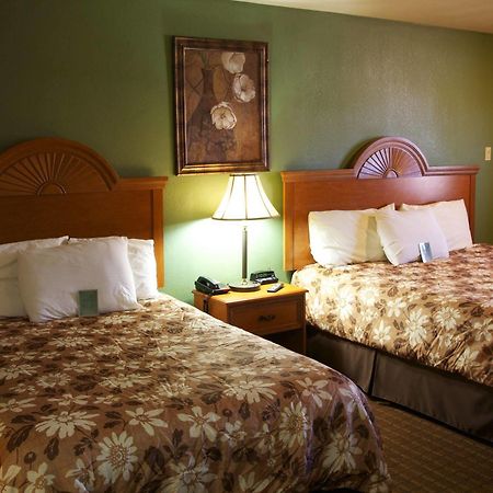 Coach Light Inn Brenham Eksteriør bilde